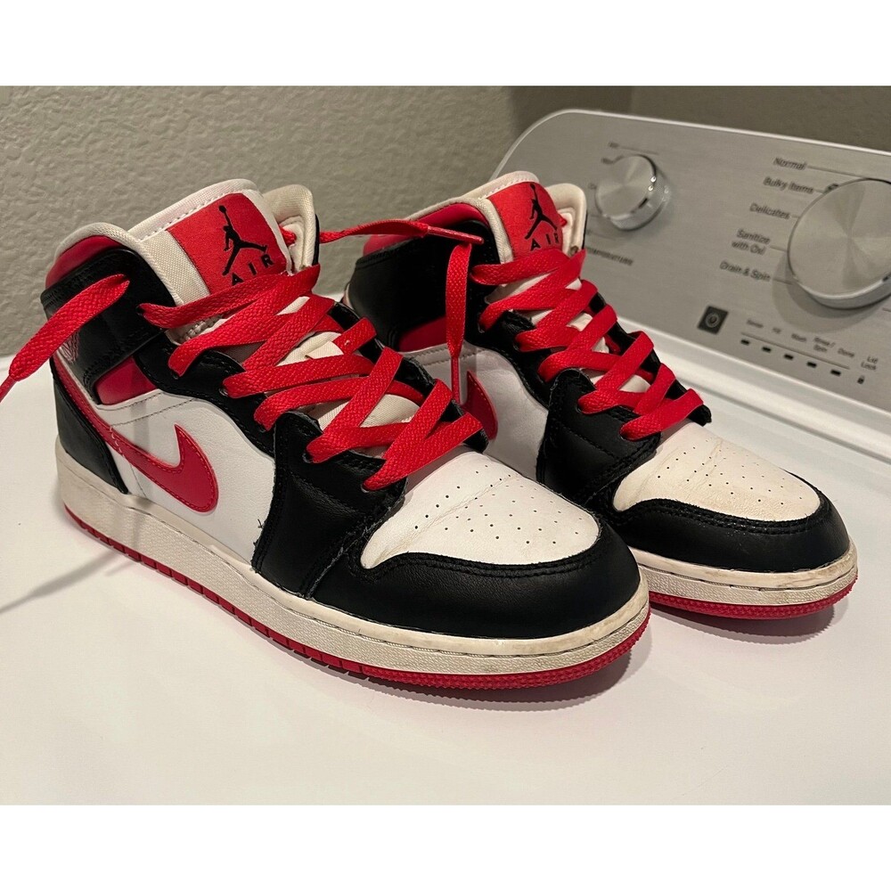 Nike Air Jordan 1 Mid GS White Black Gym Red Shoes Youth Size 5Y No Box